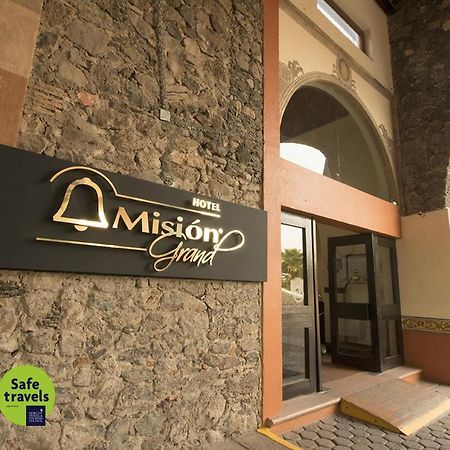 Mision Grand Juriquilla Hotel Exterior photo