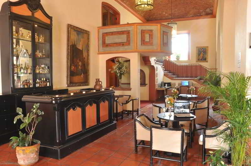Mision Grand Juriquilla Hotel Exterior photo