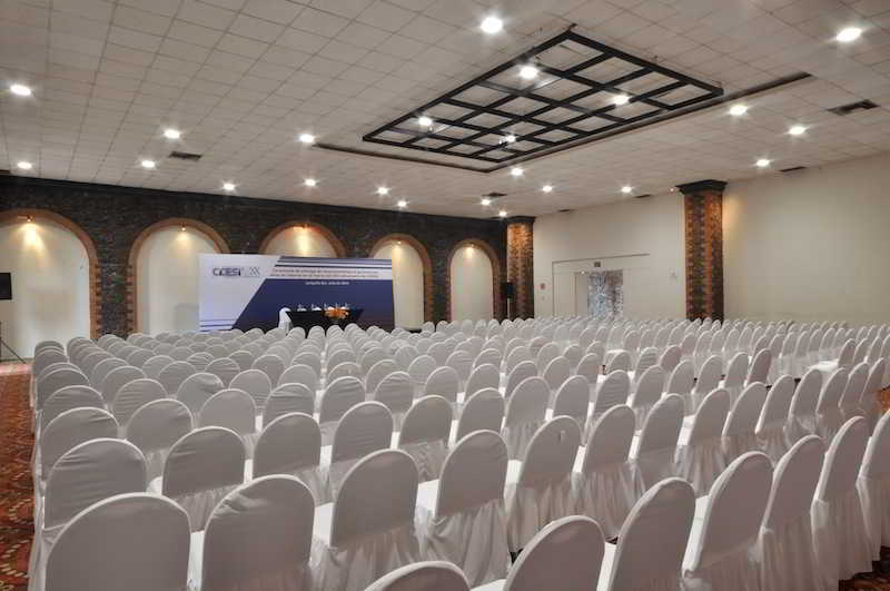 Mision Grand Juriquilla Hotel Exterior photo