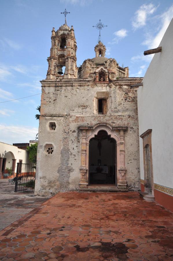 Mision Grand Juriquilla Hotel Exterior photo